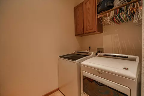 2019 Valley Dr, Bismarck, ND 58503 photo 38