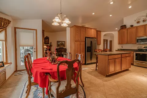 2019 Valley Dr, Bismarck, ND 58503 photo 11