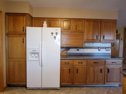 705 Hillview Circle Dr, Beulah, ND 58523 photo 8