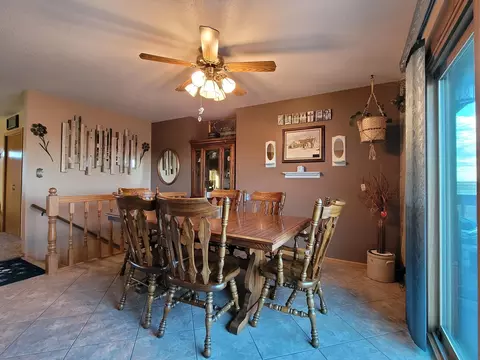 705 Hillview Circle Dr, Beulah, ND 58523 photo 10