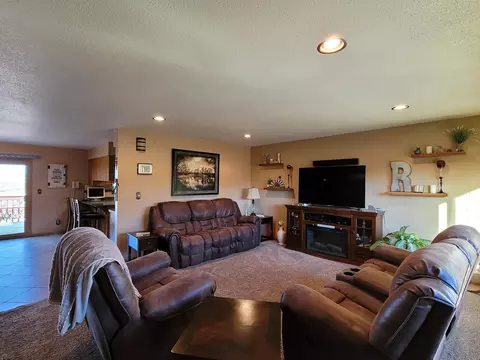 705 Hillview Circle Dr, Beulah, ND 58523 photo 12