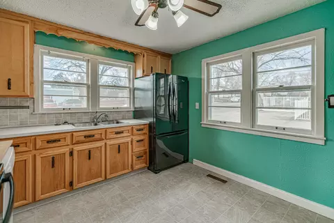 954 Riverview Ave, Bismarck, ND 58504 photo 32