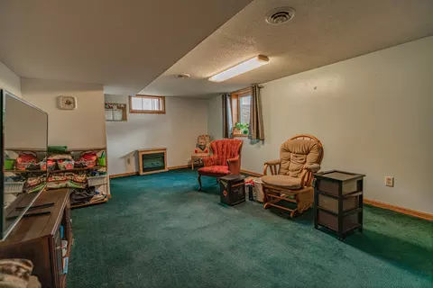 954 Riverview Ave, Bismarck, ND 58504 photo 12