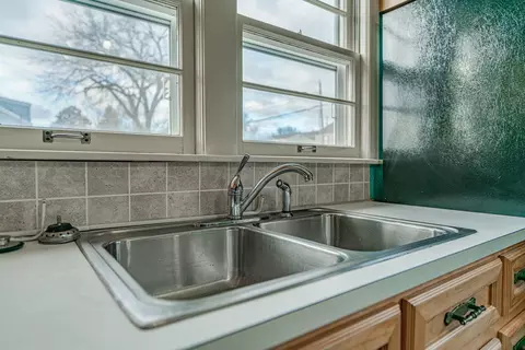 954 Riverview Ave, Bismarck, ND 58504 photo 33