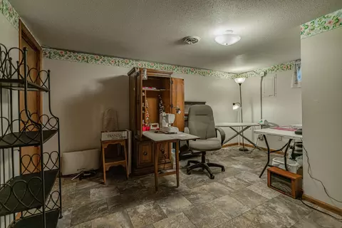 954 Riverview Ave, Bismarck, ND 58504 photo 14