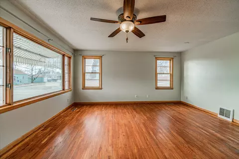 954 Riverview Ave, Bismarck, ND 58504 photo 20