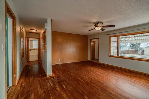 954 Riverview Ave, Bismarck, ND 58504 photo 11