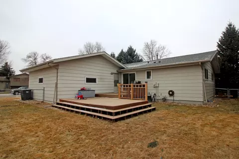1716 4 St NE, Mandan, ND 58554 photo 34