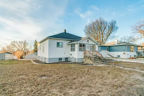 945 Riverview Ave, Bismarck, ND 58504 photo 3