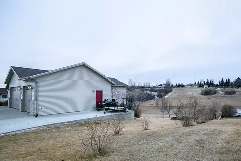 3013 Hillside Rd NW, Mandan, ND 58554 photo 68