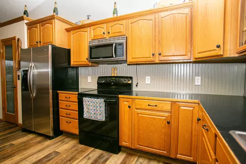 3013 Hillside Rd NW, Mandan, ND 58554 photo 18