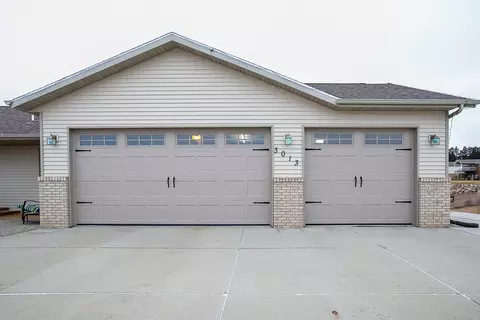 3013 Hillside Rd NW, Mandan, ND 58554 photo 5