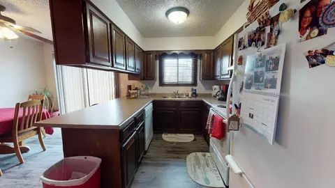 709 3rd Ave SE, Mandan, ND 58554 photo 4
