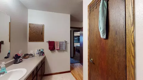 709 3rd Ave SE, Mandan, ND 58554 photo 19