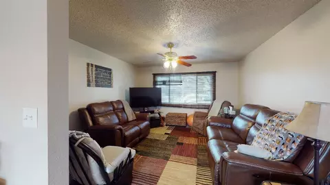 709 3rd Ave SE, Mandan, ND 58554 photo 9