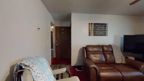 709 3rd Ave SE, Mandan, ND 58554 photo 11