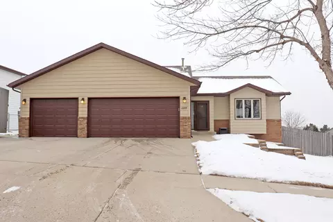 2209 9th Ave SE, Mandan, ND 58554 photo 54