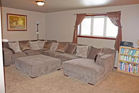 2209 9th Ave SE, Mandan, ND 58554 photo 27