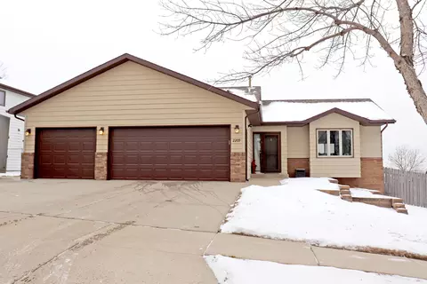 2209 9th Ave SE, Mandan, ND 58554 photo 53