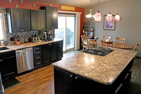 2209 9th Ave SE, Mandan, ND 58554 photo 9