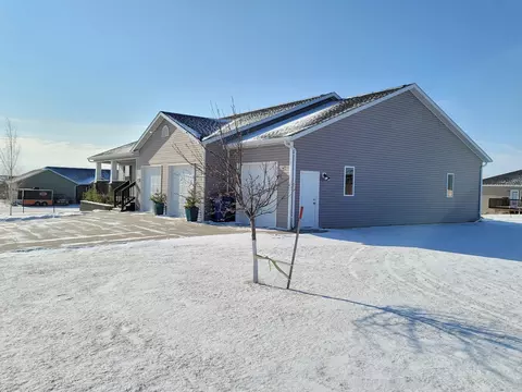 2007 3rd Ave NE, Beulah, ND 58523 photo 52