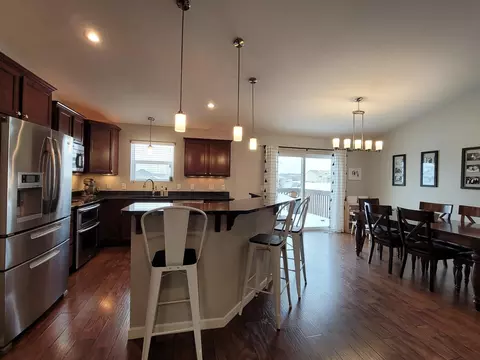 2007 3rd Ave NE, Beulah, ND 58523 photo 9