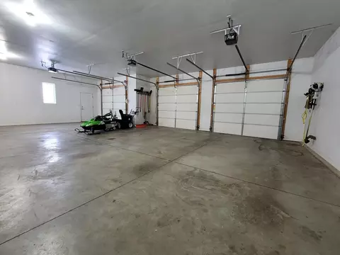 2007 3rd Ave NE, Beulah, ND 58523 photo 46