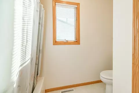 2833 Warwick Loop, Bismarck, ND 58504 photo 28