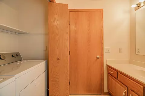 2833 Warwick Loop, Bismarck, ND 58504 photo 30