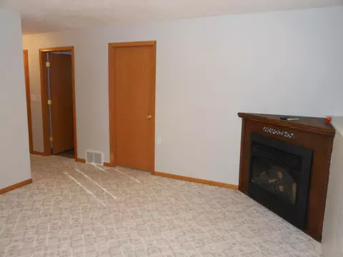 2833 Warwick Loop, Bismarck, ND 58504 photo 34