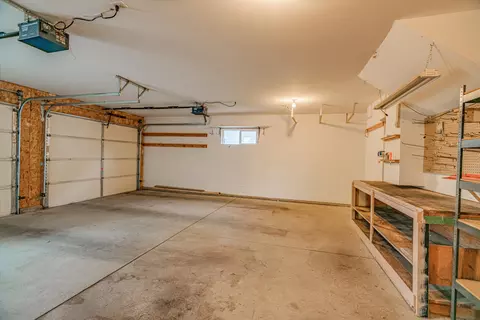 2833 Warwick Loop, Bismarck, ND 58504 photo 47