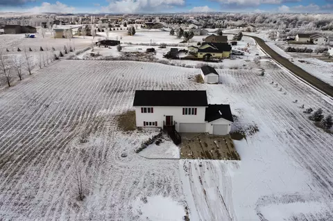 4300 Preston Loop, Bismarck, ND 58504 photo 34