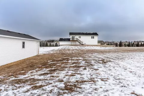 4300 Preston Loop, Bismarck, ND 58504 photo 26