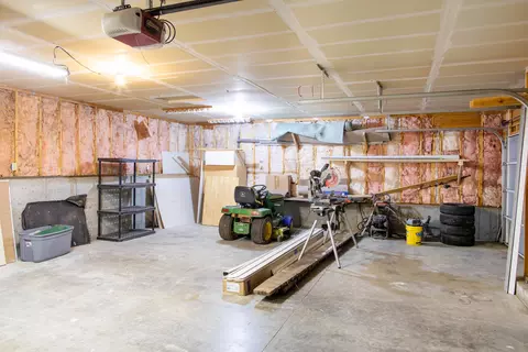 4300 Preston Loop, Bismarck, ND 58504 photo 24