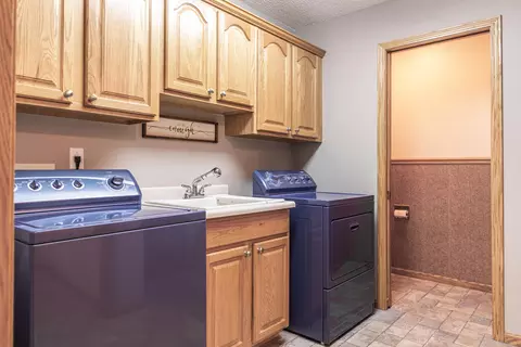 1104 27th St N, Mandan, ND 58554 photo 15