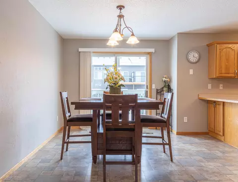 1104 27th St N, Mandan, ND 58554 photo 7
