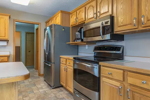 1104 27th St N, Mandan, ND 58554 photo 9