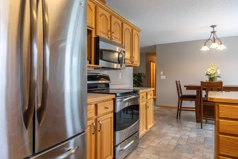 1104 27th St N, Mandan, ND 58554 photo 13