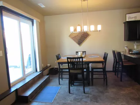 4349 Cumberland Loop, Bismarck, ND 58503 photo 4