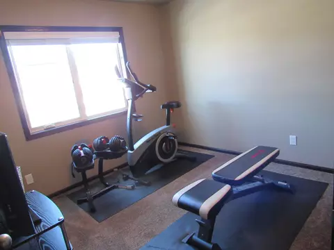 4349 Cumberland Loop, Bismarck, ND 58503 photo 15