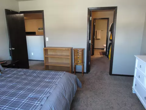 4349 Cumberland Loop, Bismarck, ND 58503 photo 12