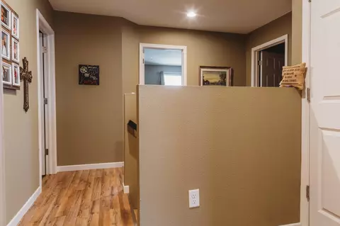 4917 Windsor St, Bismarck, ND 58503 photo 27