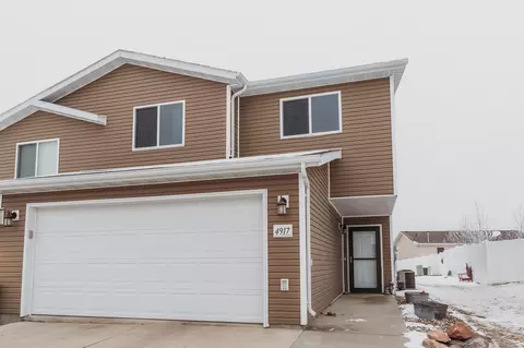 4917 Windsor St, Bismarck, ND 58503 photo 1
