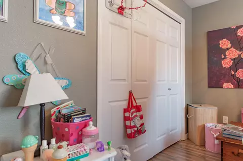 4917 Windsor St, Bismarck, ND 58503 photo 24