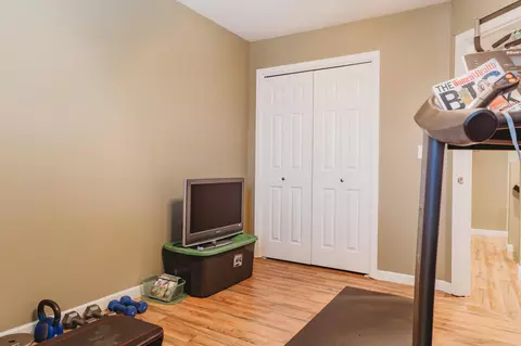4917 Windsor St, Bismarck, ND 58503 photo 26