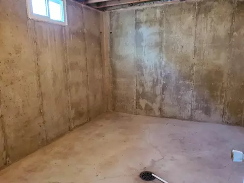 313 Interstate Ave E, Bismarck, ND 58503 photo 25