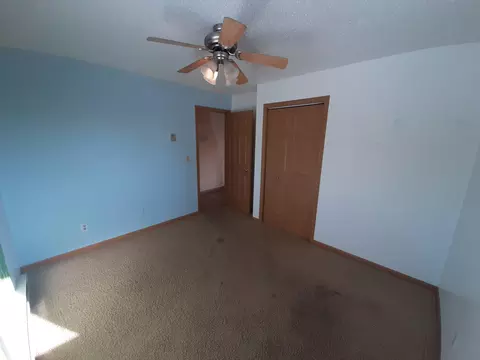 1702 Omaha Dr, Bismarck, ND 58504 photo 21