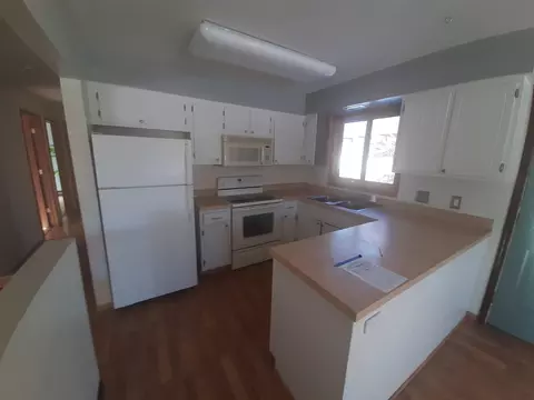 1702 Omaha Dr, Bismarck, ND 58504 photo 7