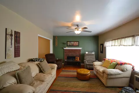 218 3rd St, Riverdale, ND 58565 photo 3