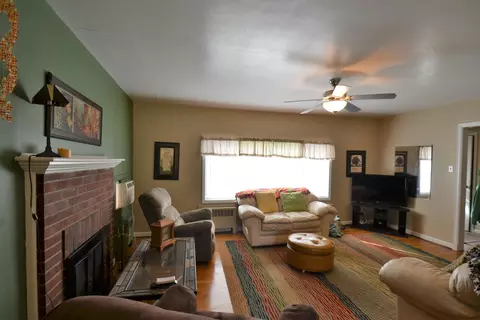 218 3rd St, Riverdale, ND 58565 photo 4